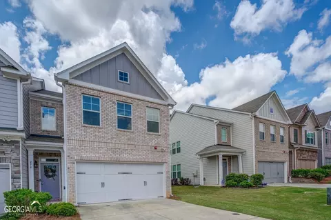 279 Arbor Crowne Dr, Lawrenceville, GA 30045