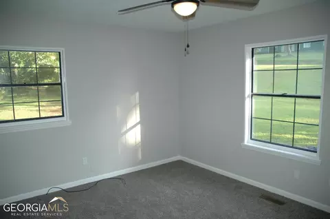 206 Lake Forest Dr, Lagrange, GA 30240 photo 11