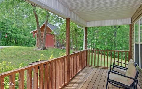 486 Watson St, Toccoa, GA 30577 photo 3
