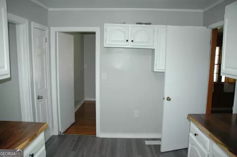 228 Hickory Ter, Lagrange, GA 30240 photo 8