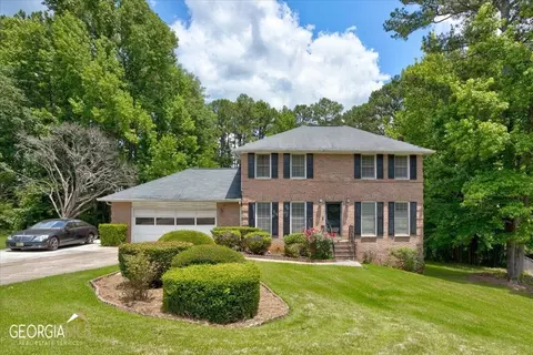 8264 Creekridge Cir, Riverdale, GA 30296
