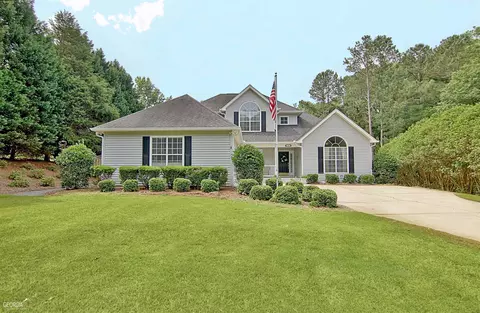 145 Inland Cir, Newnan, GA 30263