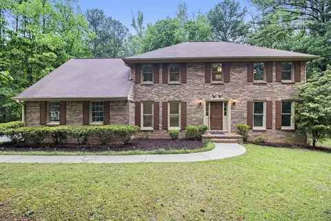 175 Roxboro Ct, Fayetteville, GA 30215