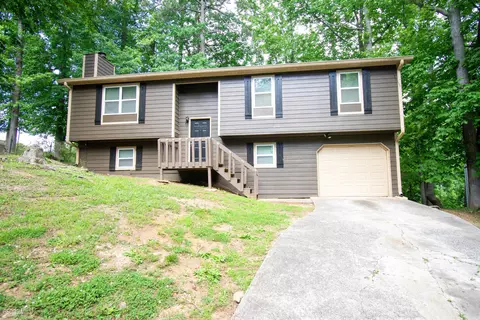 2491 Eric Ln, Douglasville, GA 30135