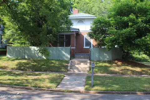 209 W 3rd St, Manchester, GA 31816