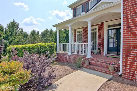 140 Greyfield Dr, Tyrone, GA 30290 photo 2