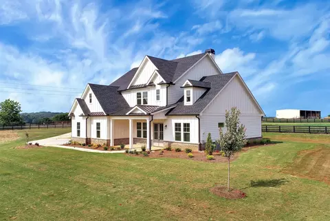 72 Murphy Rd, Pendergrass, GA 30567