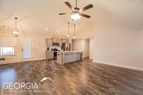 121 Back Cedar Ln, Centerville, GA 31028 photo 9