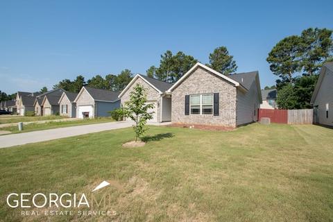 121 Back Cedar Ln, Centerville, GA 31028 photo 4