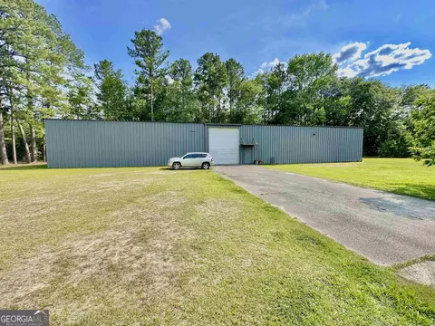 12111 Henry St, Claxton, GA 30417 photo 2