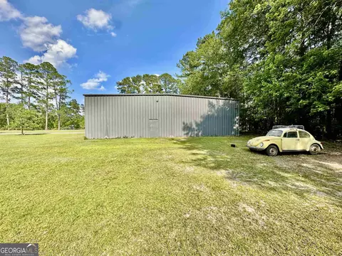 12111 Henry St, Claxton, GA 30417 photo 4