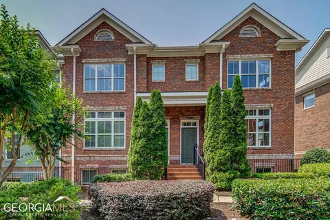8120 Willoughby Ct, Alpharetta, GA 30005