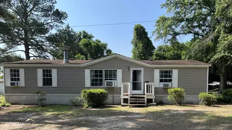 6 Barrow Subdivision Rd, Butler, GA 31006