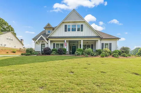 64 Sterling Lake Way, Jefferson, GA 30549