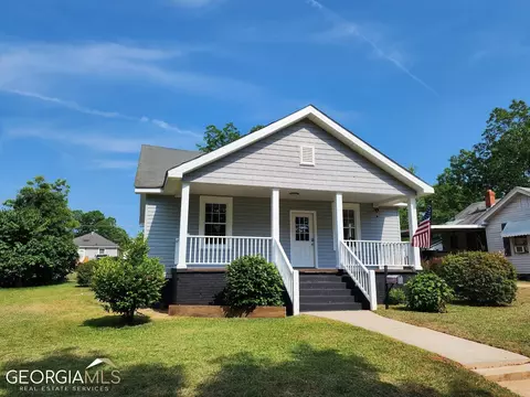 119 R St, Thomaston, GA 30286