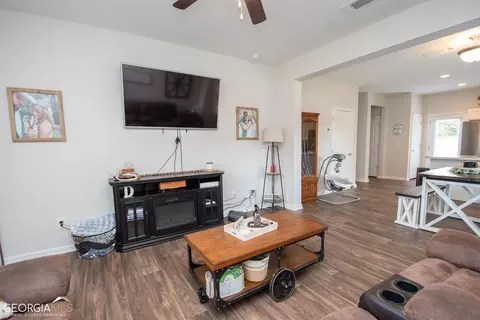 219 Creekside Manor Dr, Thomaston, GA 30286 photo 6