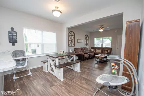 219 Creekside Manor Dr, Thomaston, GA 30286 photo 8