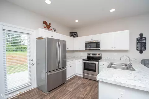 219 Creekside Manor Dr, Thomaston, GA 30286 photo 9