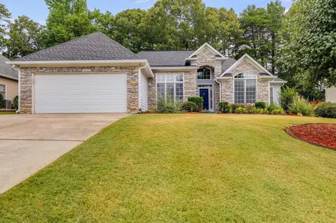 495 Valleyside Dr, Dallas, GA 30157