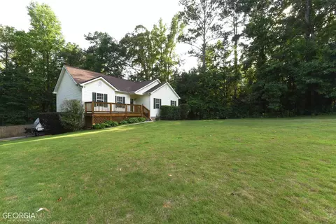 965 Walton Rd, Newnan, GA 30263