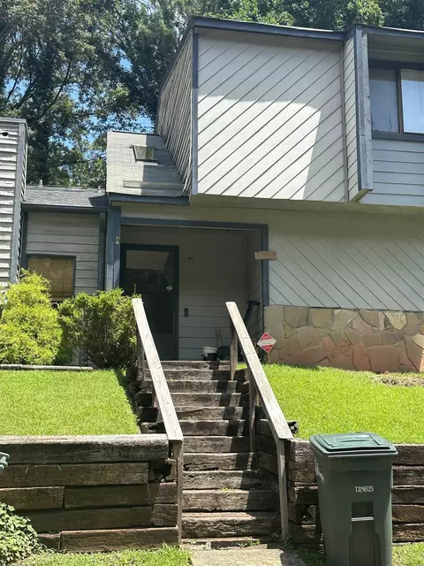 291 Toweridge Dr, Marietta, GA 30064