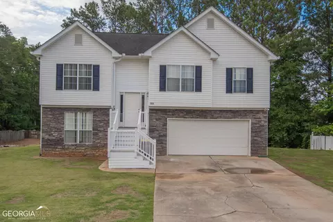 101 Pebble Creek Dr, Newnan, GA 30265