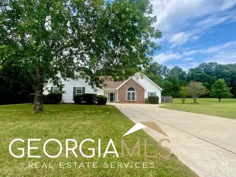 215 Thorne Wood Ln, Hampton, GA 30228 photo 1