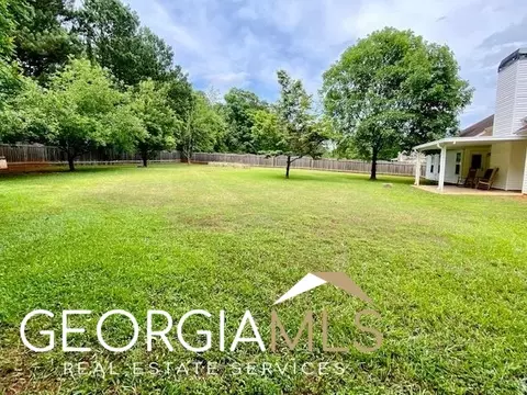 215 Thorne Wood Ln, Hampton, GA 30228 photo 3