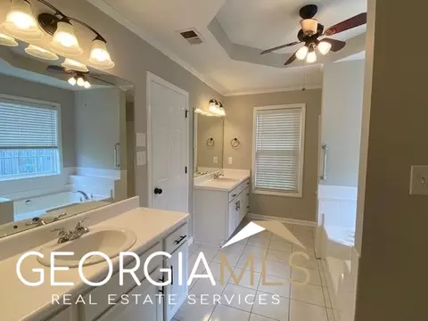 215 Thorne Wood Ln, Hampton, GA 30228 photo 22