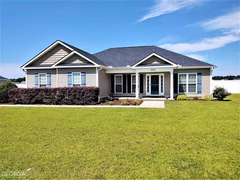 323 Tranquil Bridge Ln, Statesboro, GA 30458