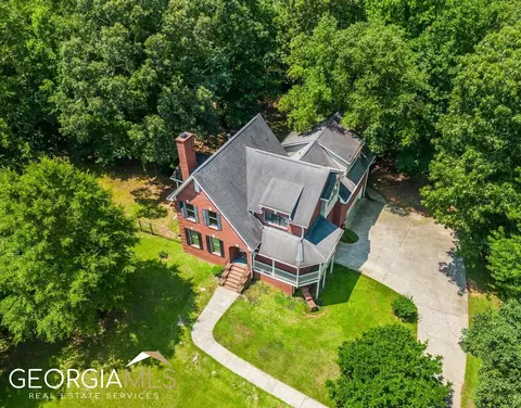 1370 E Brandy Shls SE, Conyers, GA 30013 photo 6