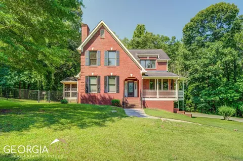 1370 E Brandy Shls SE, Conyers, GA 30013