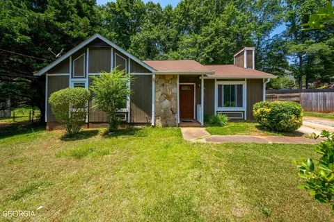 2021 Harrison Ridge Ct, Lawrenceville, GA 30044