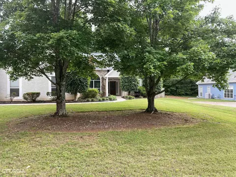 904 Shadow Ridge Cir, Stockbridge, GA 30281