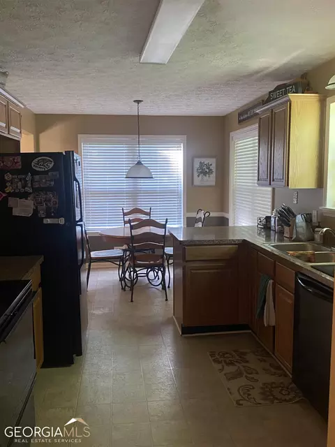 45 Equestrian Ct, Covington, GA 30016 photo 5