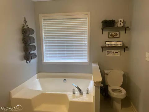 45 Equestrian Ct, Covington, GA 30016 photo 14