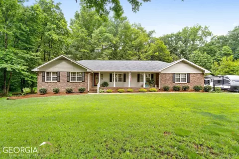 9240 Brave Ct, Jonesboro, GA 30236