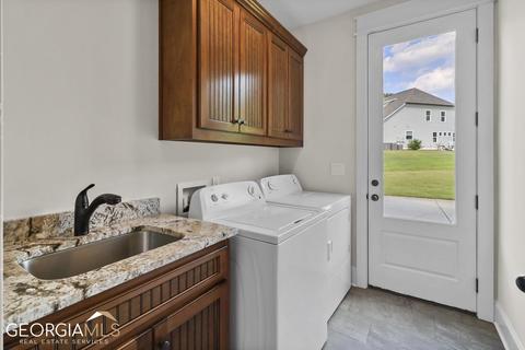 135 Grae Ct, Tyrone, GA 30290 photo 24