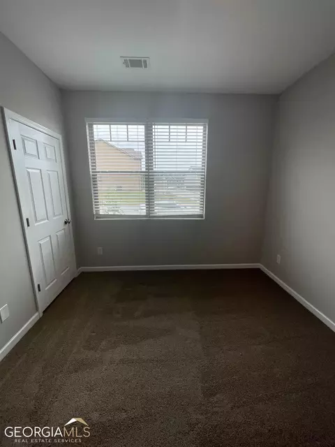 1589 Farrell Ln, Hampton, GA 30228 photo 4