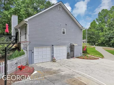 1890 Mcconnell Rd, Grayson, GA 30017 photo 8