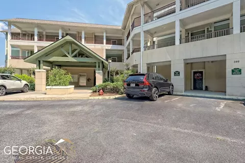 300 Banister Dr #101, Clayton, GA 30525