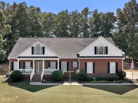 521 Barhams Ridge Dr, Mcdonough, GA 30252