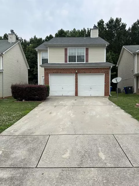5512 Bluegrass Dr, Atlanta, GA 30349