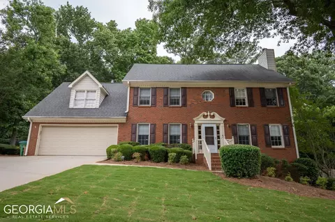 3255 Brownwood Dr, Snellville, GA 30078