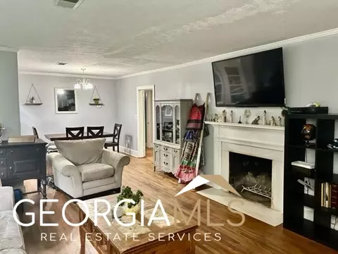 561 Crescent Rd, Griffin, GA 30224 photo 3