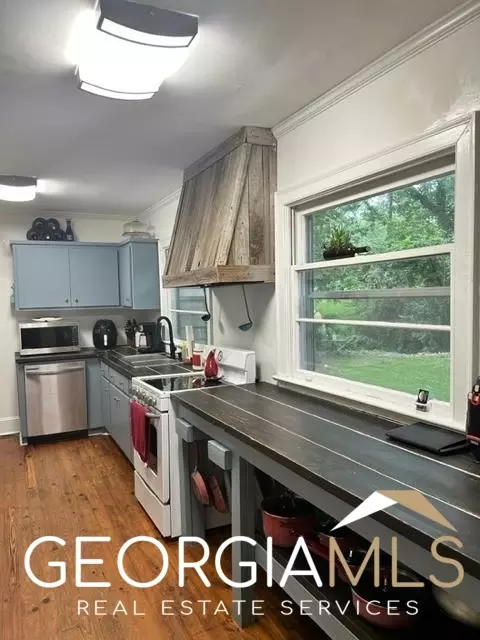 561 Crescent Rd, Griffin, GA 30224 photo 4