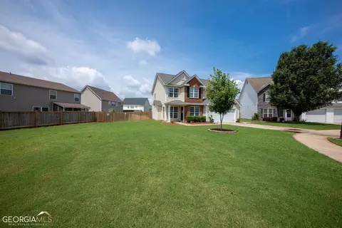 111 Derringer Ct, Byron, GA 31008 photo 3