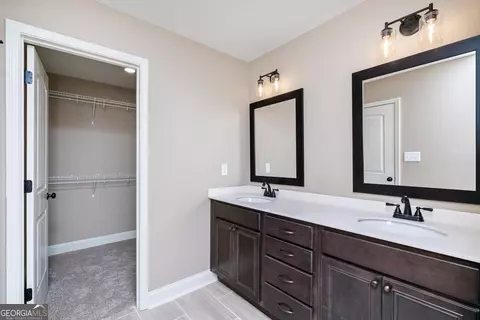 149 Red Tail Cir, Byron, GA 31008 photo 4