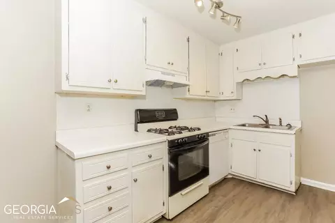 105 Sidney Dr, Griffin, GA 30223 photo 9