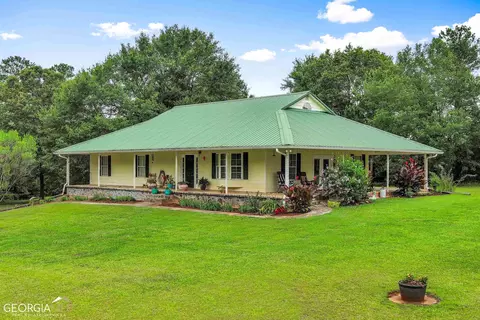 305 Cochran Rd, Juliette, GA 31046